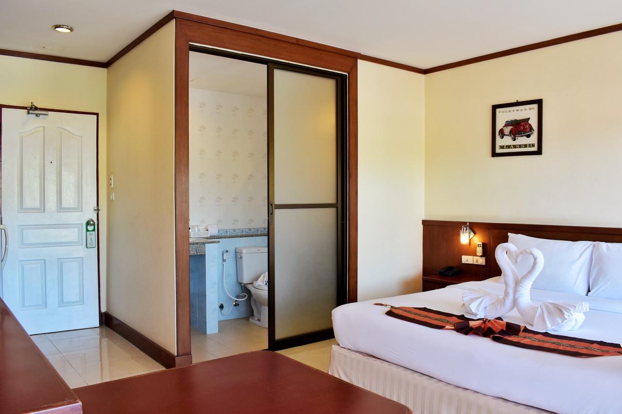 Outdoor Inn Kata Hotel Exterior photo